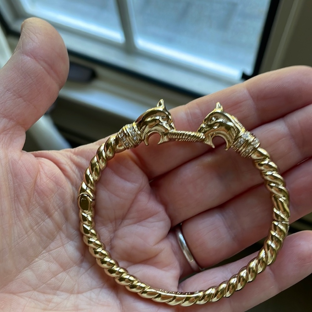 Stella and Dot bangle bracelet